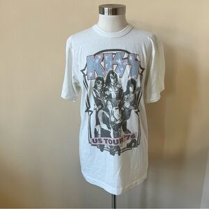 New! Recycled Karma Kiss band tee nwot 13826